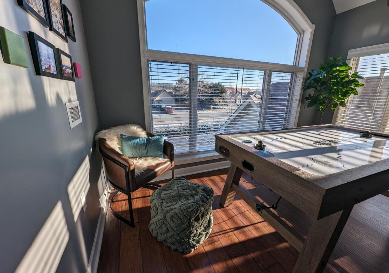 Relaxing Condo On The River - New Air Hockey Table Pigeon Forge Luaran gambar