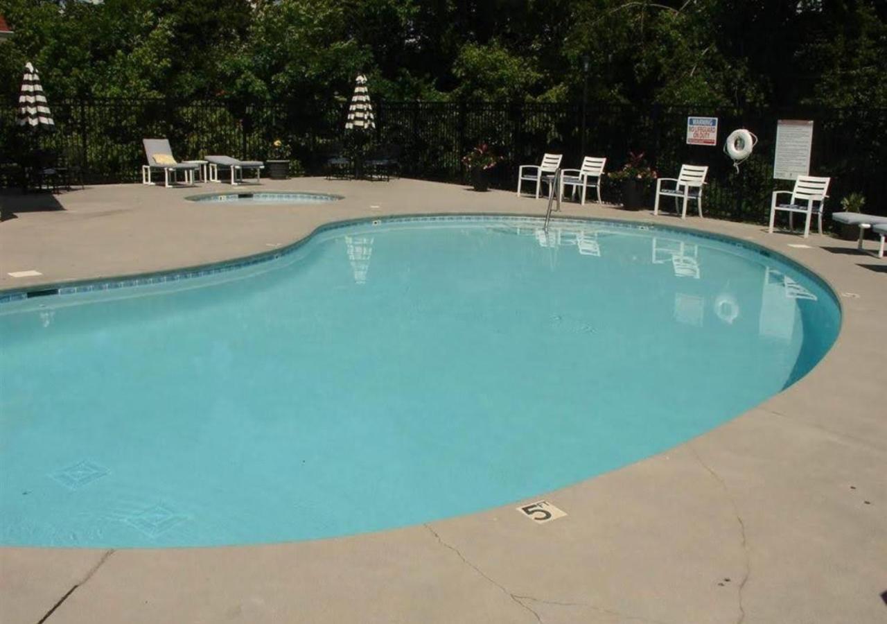 Relaxing Condo On The River - New Air Hockey Table Pigeon Forge Luaran gambar