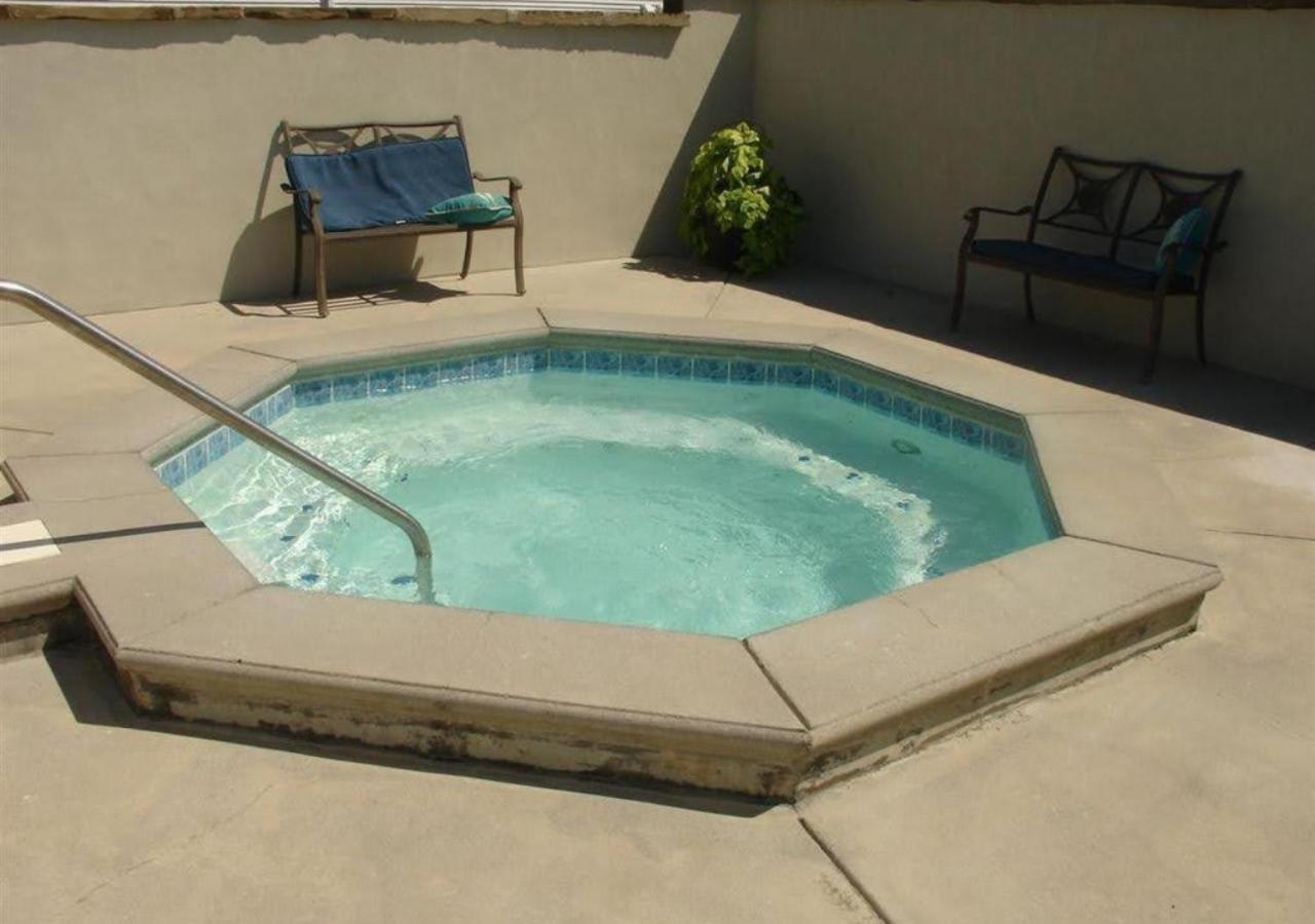 Relaxing Condo On The River - New Air Hockey Table Pigeon Forge Luaran gambar